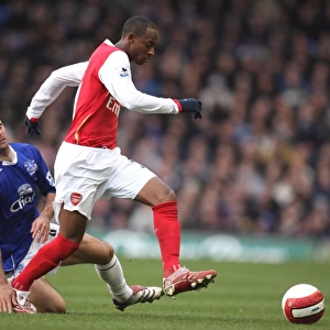 Mikel Arteta and Justin Hoyte Clash: Everton's 1-0 Victory Over Arsenal at Goodison Park, March 2007