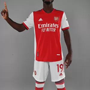 Nicolas Pepe Kicks Off Arsenal's 2021-22 Season at London Colney