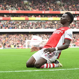 Saka's Thrilling Strike: Arsenal's Epic Victory Over Manchester City in Premier League Showdown