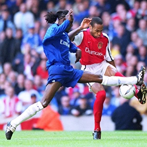 Thierry Henry (Arsenal) Mario Melchiot (Chelsea). Arsenal 2: 0 Chelsea