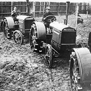 Bejetzk district, moscow province, bejetzk machine and tractor station that serves collective farms by renting them machinery and giving advice on crops, (late 1920s / early 1930s)