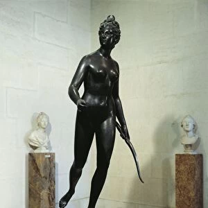 Diana Huntress, bronze sculpture by Jean Antoine Houdon