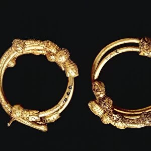 Etruscan civilization, gold hair clips for plaits, from Cerveteri, Lazio Region, Italy