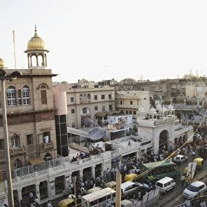 India, Delhi, Chandni Chowk, view of busy street in old town