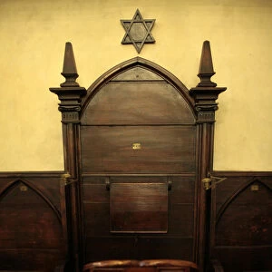 The interior of the Old-New Synagogue