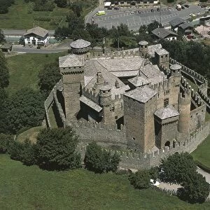 Italy, Valle d Aosta, Aosta, Fenis, Valley of Clavalite, Fenis Castle