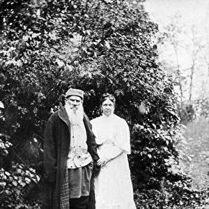 Leo tolstoy with his wife sofia andreyevna at yasnaya polyana on their wedding anniversary, september 23, 1905