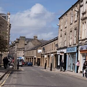 Scotland, Elgin, pedestrians and road through town centre