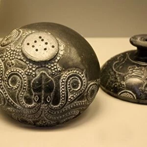 Steatite and serpentine two-piece vase