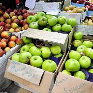 UK, England, Apples on market stall