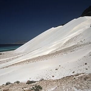 Yemen, Socotra Island, Arher, sand dune along Arabian Sea coast