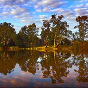 Autumn morning Lake Benalla, Central Victoria
