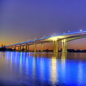 Gateway Bridge at Dawn, Brisbane, Australia