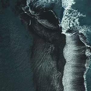 Looking down on crashing ocean waves, Esperance, Australia
