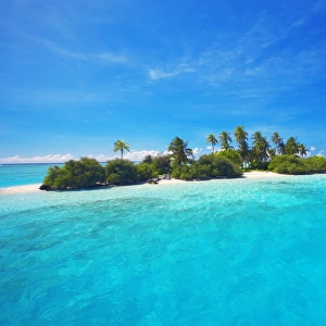 Travel Destinations Cushion Collection: Tropical Maldives