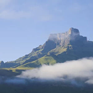 beauty in nature, cloud, color image, colour image, day, daytime, drakensberg amphitheatre