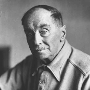 Famous Writers Metal Print Collection: H G Wells (1866-1946)