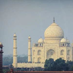 Iconic Buildings Around the World Cushion Collection: Taj Mahal