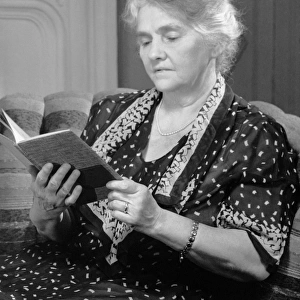 Mature woman reading