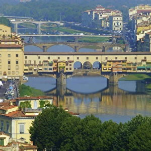 World Famous Bridges Photo Mug Collection: Ponte Vecchio