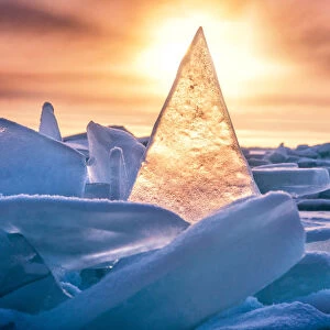 Pyramid ice in baikal