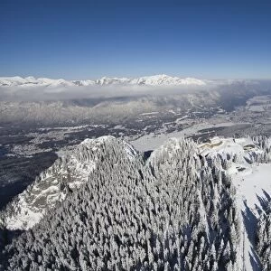 Ski resort at Mt. Kreuzeck, Garmisch-Partenkirchen, Upper Bavaria, Bavaria, Germany