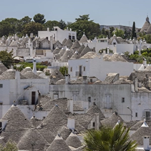 Trulli houses with conical roofs in Alberobello