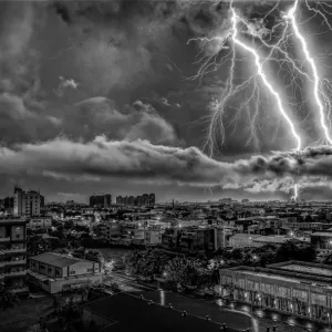 Dark Thunder: Lightning Storms Print Dark Thunder: Lightning Storms Print