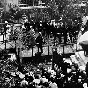 Commemorating a former chief justice of Malta. The King Edward VII unveiling the