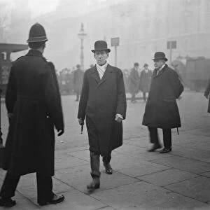 New elected Parliament assembles. J M Erskine, MP, arriving. 20 November 1922
