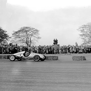 Spike Rhiando (U. S. A. ) winning the 500 c. c. in a J. A. P. car 3rd October 1948