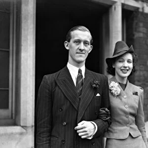 Wedding of Mr Donald J Dickman and Miss Betty N Swinhoe at Kensington Register Office, London