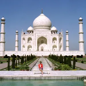 India-Diana-Taj Mahal