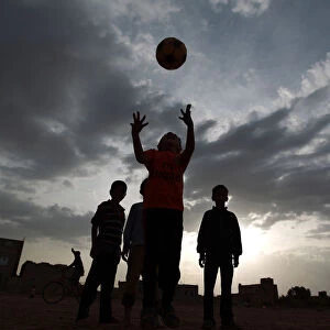 Yemen-Theme-Football