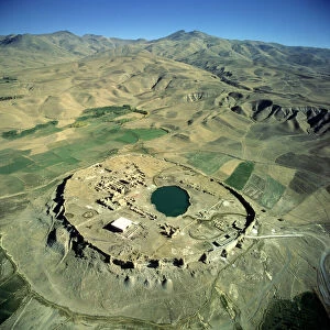 Aerial view of Takht-e Solalman, or Solomons Throne (photo) (see also 179121)