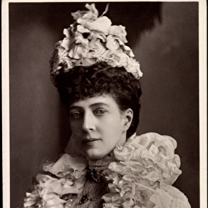 Ak H. M. Queen Alexandra of Denmark, Wife of King Edward VII (b / w photo)