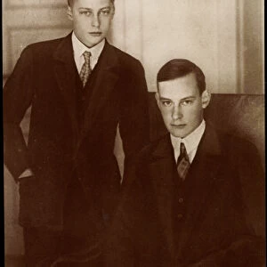 Ak Prince Hubertus and Prince Frederick of Prussia, suit (b / w photo)