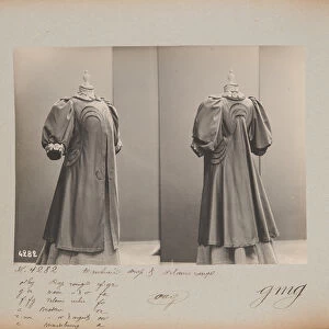 Album Page: House of Worth, Coat, 1904-06 (b / w photo)