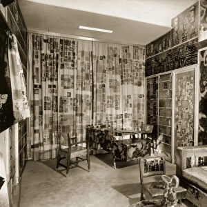 An apartment designed by Fornasetti, 1950s (b / w photo)