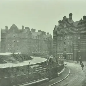 Boundary Estate: Arnold Circus, 1907 Black and White Print Boundary Estate: Arnold Circus, 1907 Black and White Print