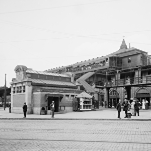 Atlantic Avenue, subway entrance, Brooklyn, N. Y. c. 1910-20 (b / w photo)