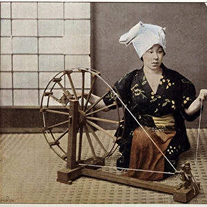Cotton spinning machine in Japan, late 19th century