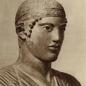 Delphi, Head of the Charioteer (b / w photo)