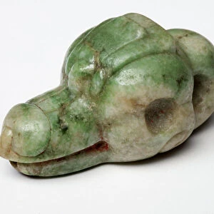 Duck-head pendant, 400-200 BC (jadeite)