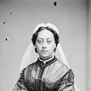 Emma, Queen of Sandwich Islands, 1855-65 (b / w photo)