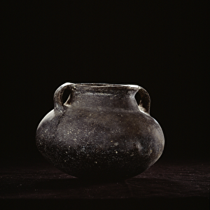 Etruscan civilization: small amphora from Tarquinia, Selciatello di Sopra