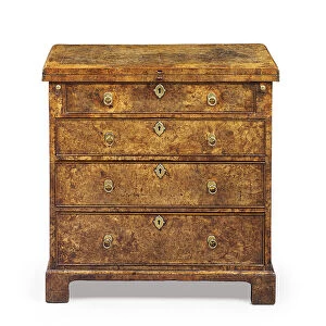 A George I bachelors chest, early 18th century (burr-walnut)
