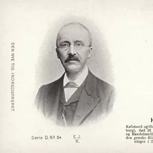 Heinrich Schliemann (1822-1890), German archaeologist (b / w photo)