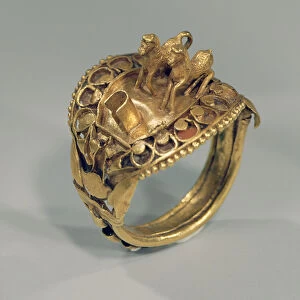 Horse ring (gold and cornelian)