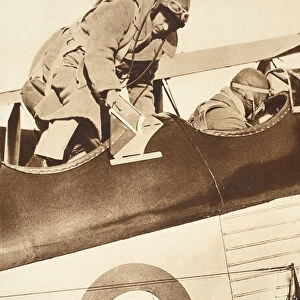 King Edward VIII: The First British King to Fly (b / w photo)